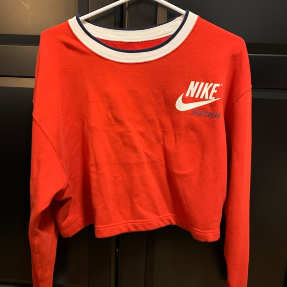 Nike Reversible Cropped Sweatshirt - Picture 3 of 5